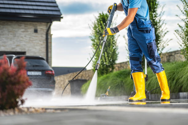 Why Choose Our Certified Pressure Washing Experts for Your Project Needs in Cairo, GA?